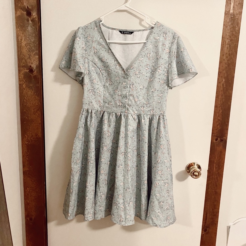 ☼ NWOT Floral Dress - Picture 3 of 8